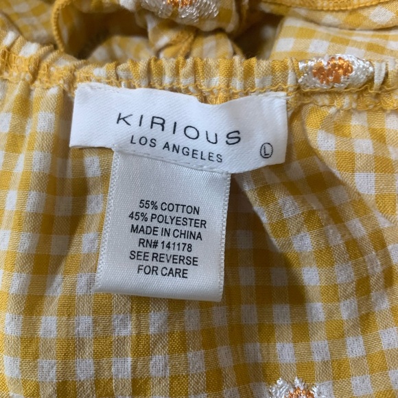 Yellow gingham Daisy print top - Picture 4 of 4